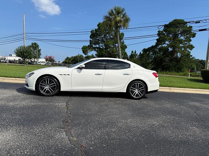 2017 Maserati Ghibli