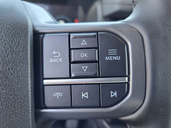 2025 Ford F-150 Lightning Lariat photo 11