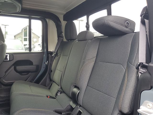 2025 Jeep Gladiator