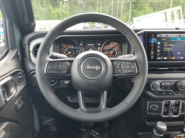 2025 Jeep Gladiator