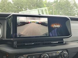 2025 Jeep Gladiator