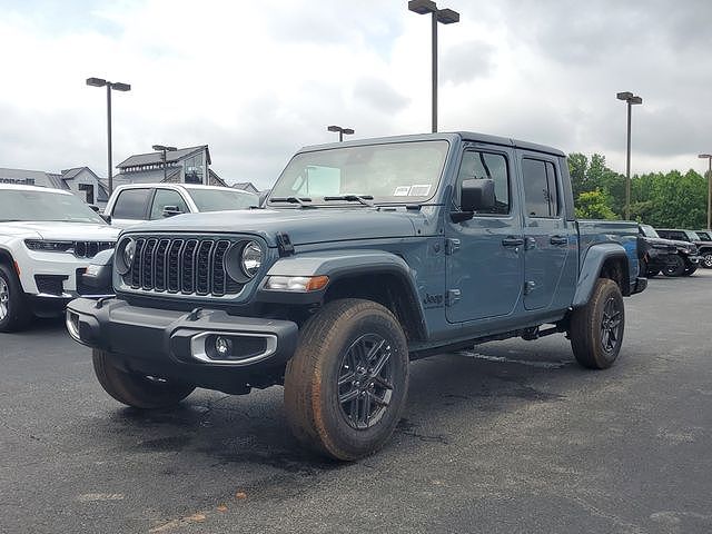 2025 Jeep Gladiator