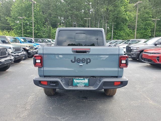 2025 Jeep Gladiator