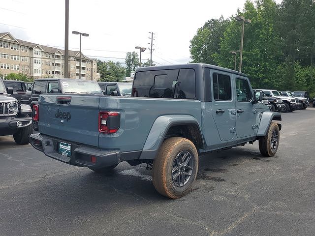 2025 Jeep Gladiator