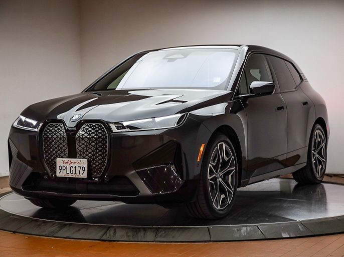 2025 BMW iX