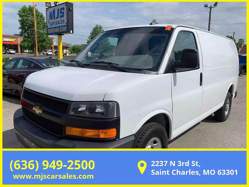 2018 Chevrolet Express 2500 image 0