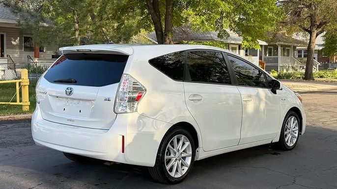 2012 Toyota Prius v