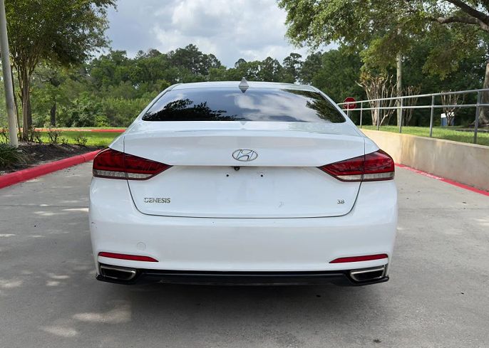 2015 Hyundai Genesis