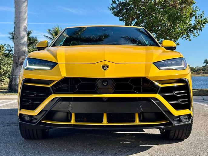 2022 Lamborghini Urus