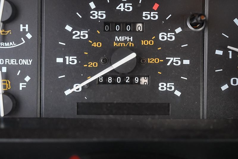 1990 Ford Bronco II XLT image 16
