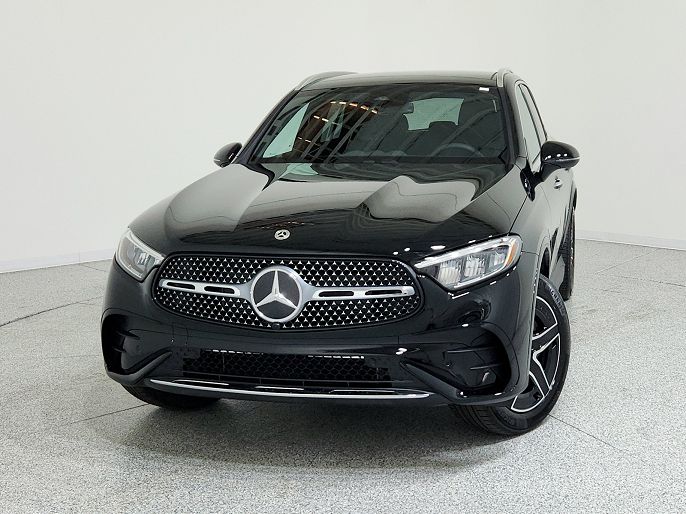 2026 Mercedes-Benz GLC