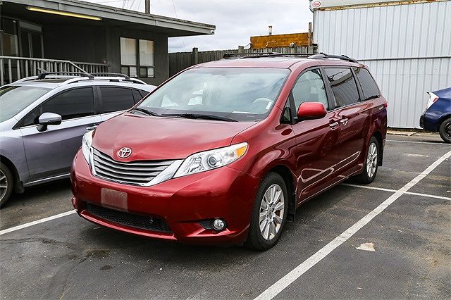 2011 Toyota Sienna