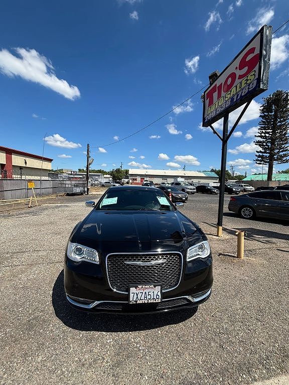 2016 Chrysler 300