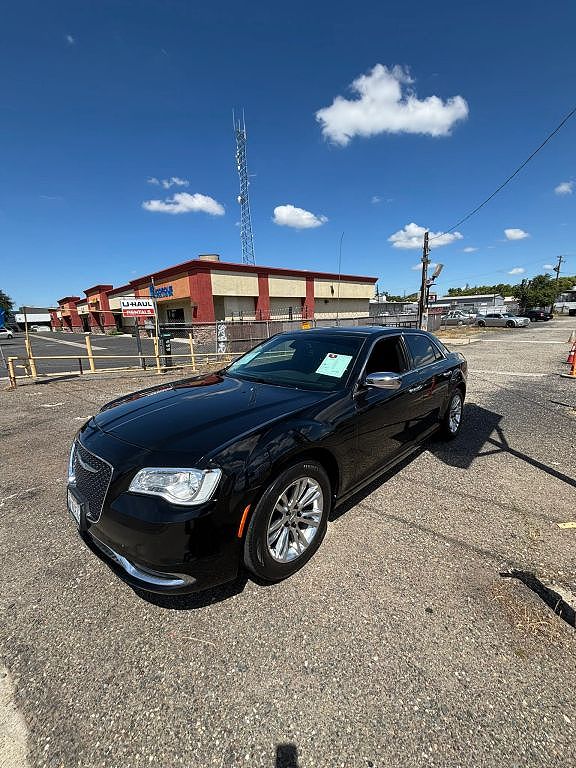 2016 Chrysler 300