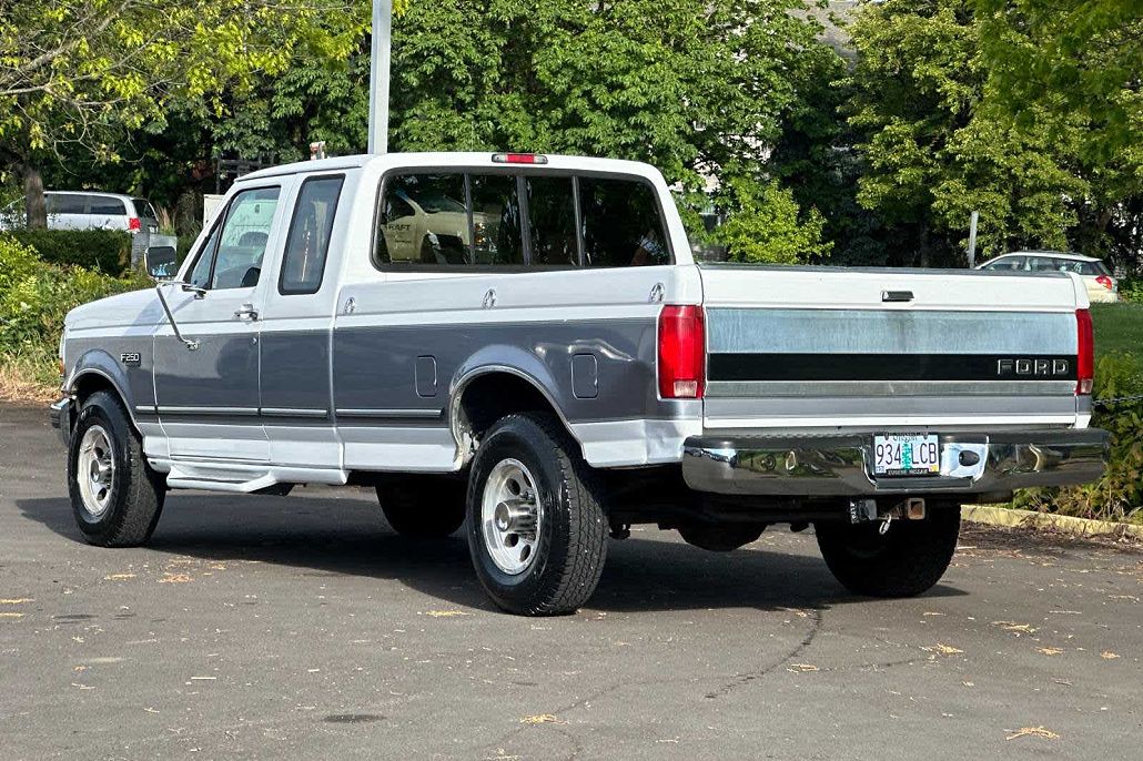 1996 Ford F-250 null image 5
