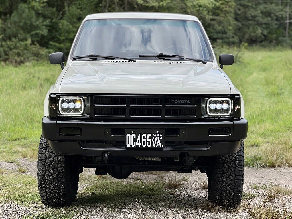 1985 Toyota 4Runner null image 5