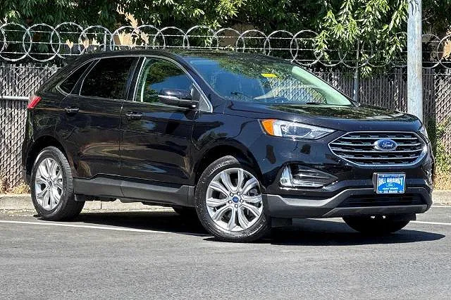 2022 Ford Edge