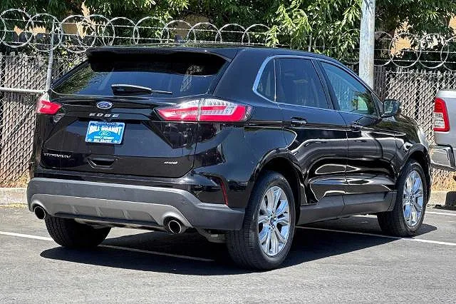 2022 Ford Edge