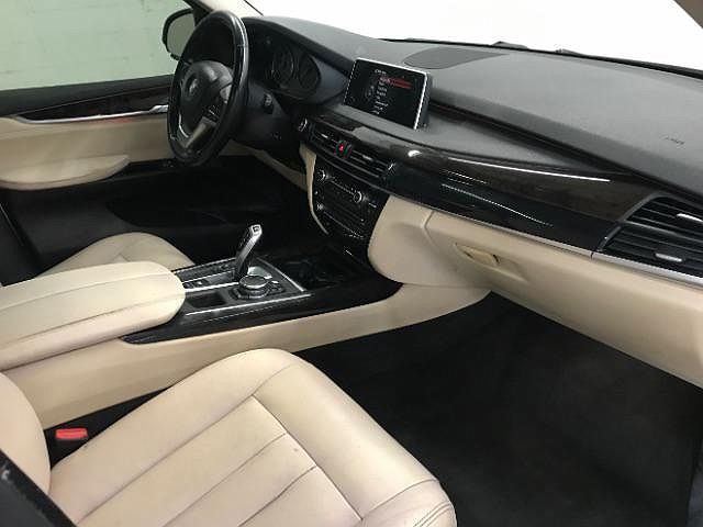2016 BMW X5 sDrive35i image 9