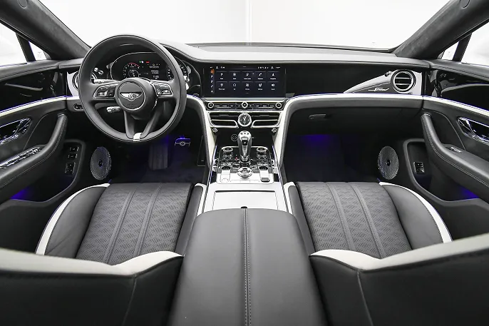 2025 Bentley Flying Spur