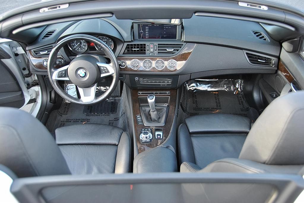 2009 BMW Z4 sDrive35i image 27