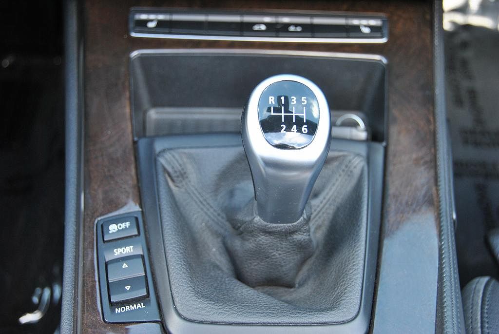 2009 BMW Z4 sDrive35i image 29