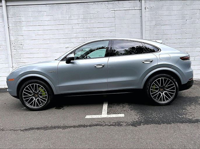 2023 Porsche Cayenne
