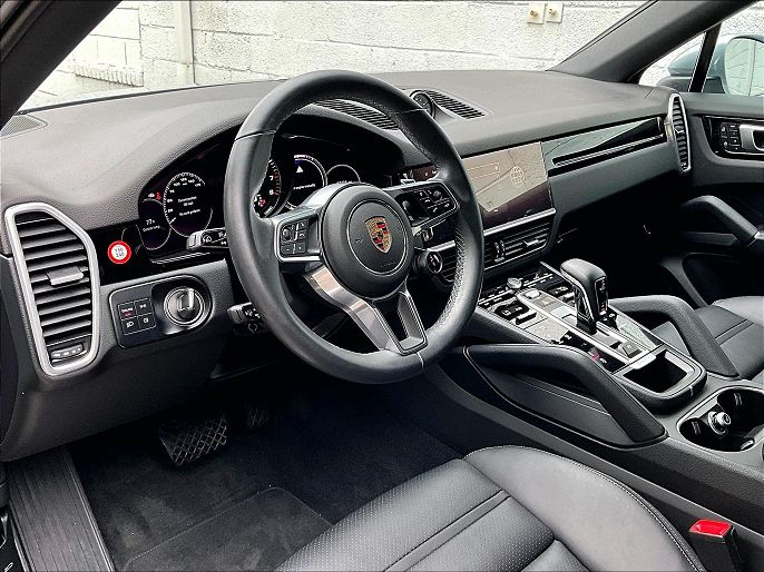 2023 Porsche Cayenne