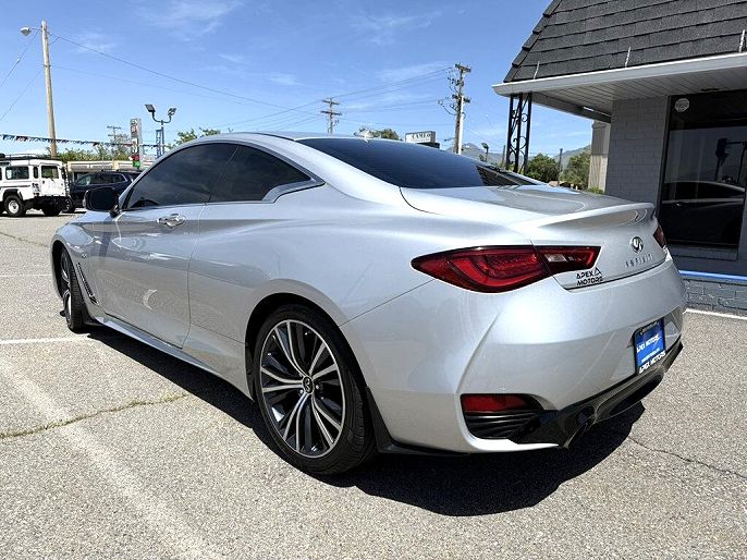 2020 Infiniti Q60