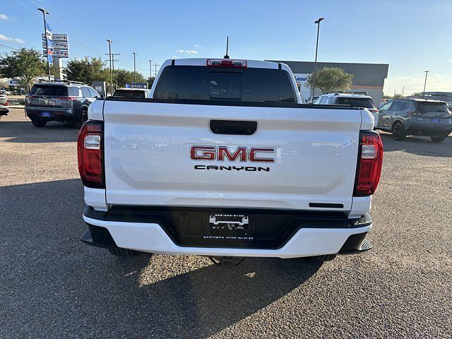 2023 GMC Canyon