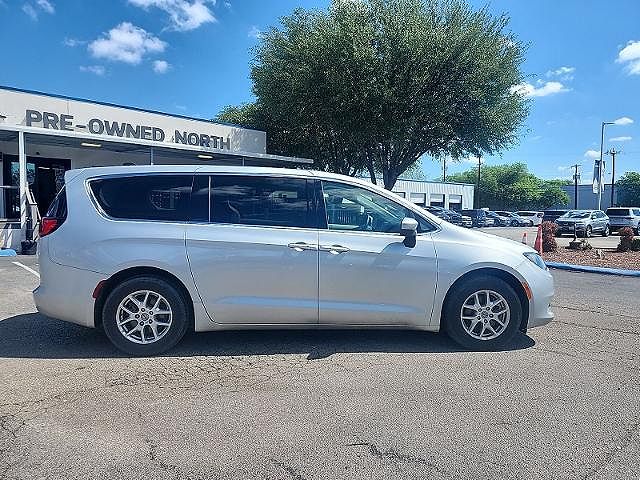 2023 Chrysler Voyager