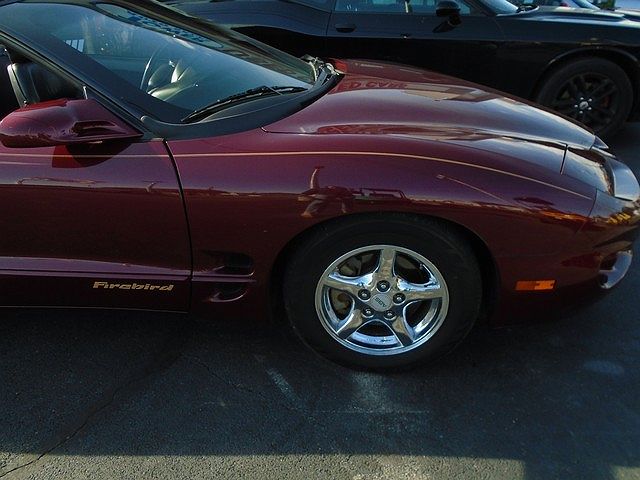 2001 Pontiac Firebird null image 9