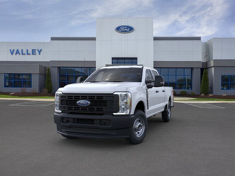 2023 Ford F-250 XL image 1