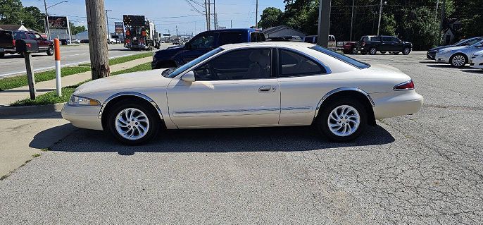 1997 Lincoln Mark Series