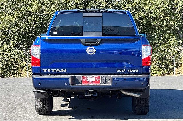 2024 Nissan Titan SV image 5