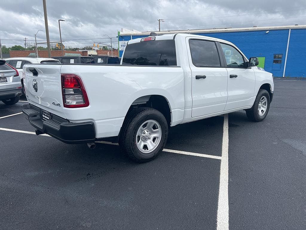 2024 Ram 1500 Tradesman image 2