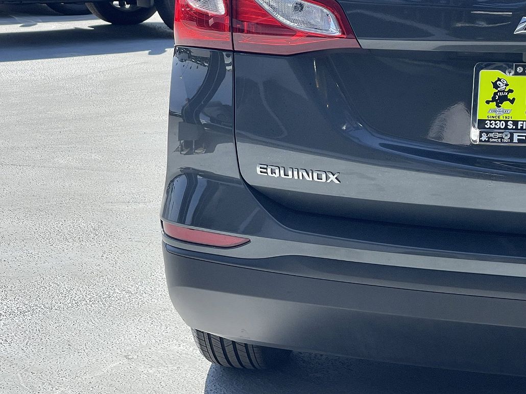 2020 Chevrolet Equinox LS image 4