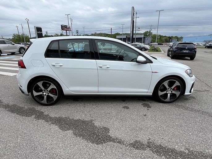 2019 Volkswagen Golf