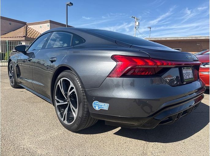 2022 Audi e-tron GT