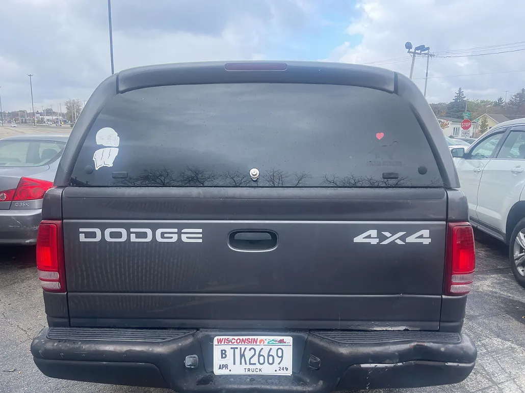 2001 Dodge Dakota Sport image 2