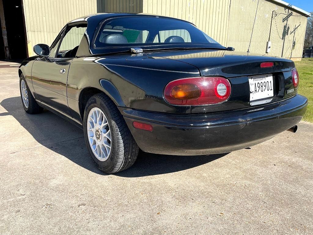 1995 Mazda Miata M Edition image 6