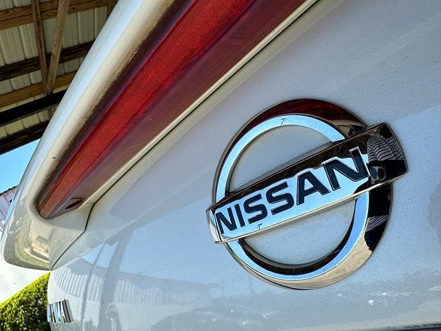 2010 Nissan Maxima S image 13