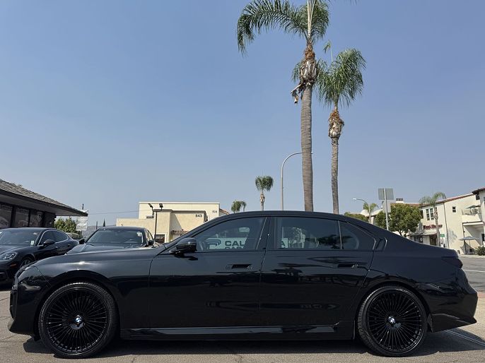 2023 BMW i7