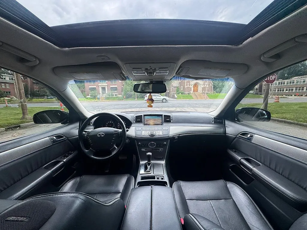 2009 Infiniti M45