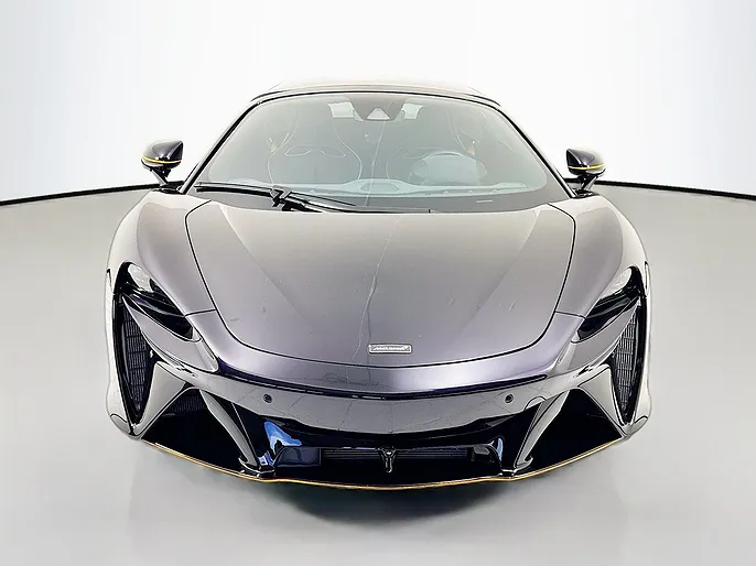 2025 Mclaren Artura