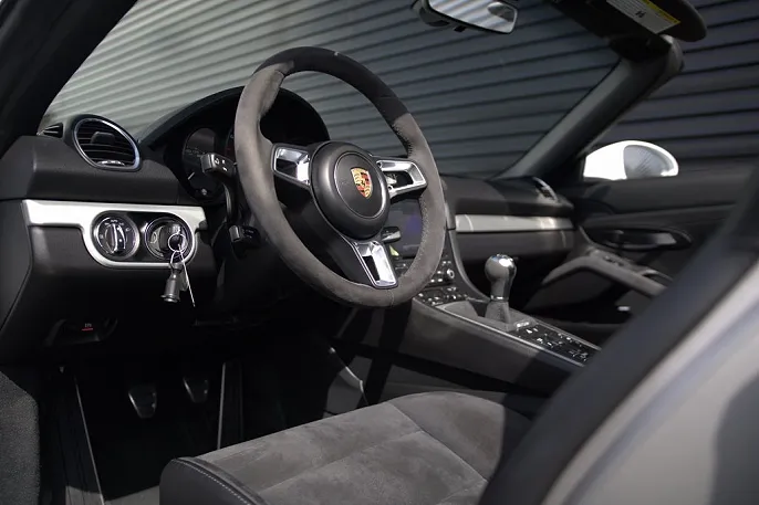2021 Porsche 718 Spyder