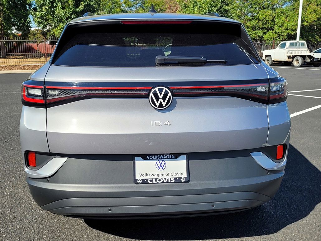 2023 Volkswagen ID.4 Pro image 5