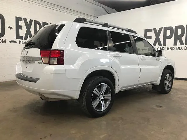 2011 Mitsubishi Endeavor