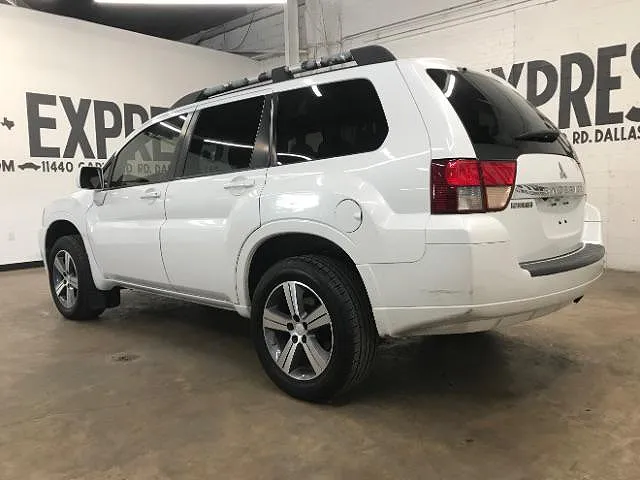 2011 Mitsubishi Endeavor