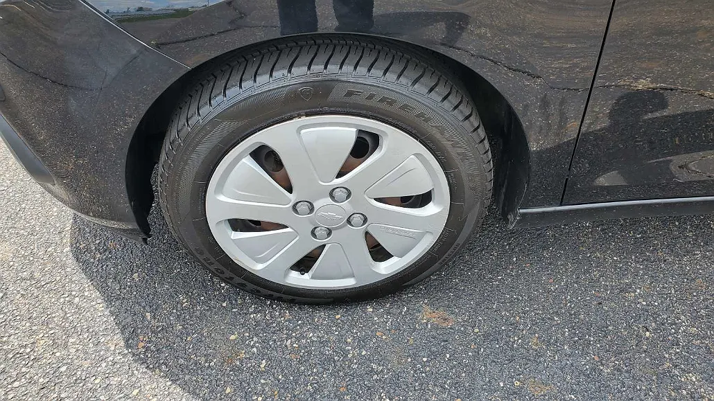 2017 Chevrolet Spark LS image 4